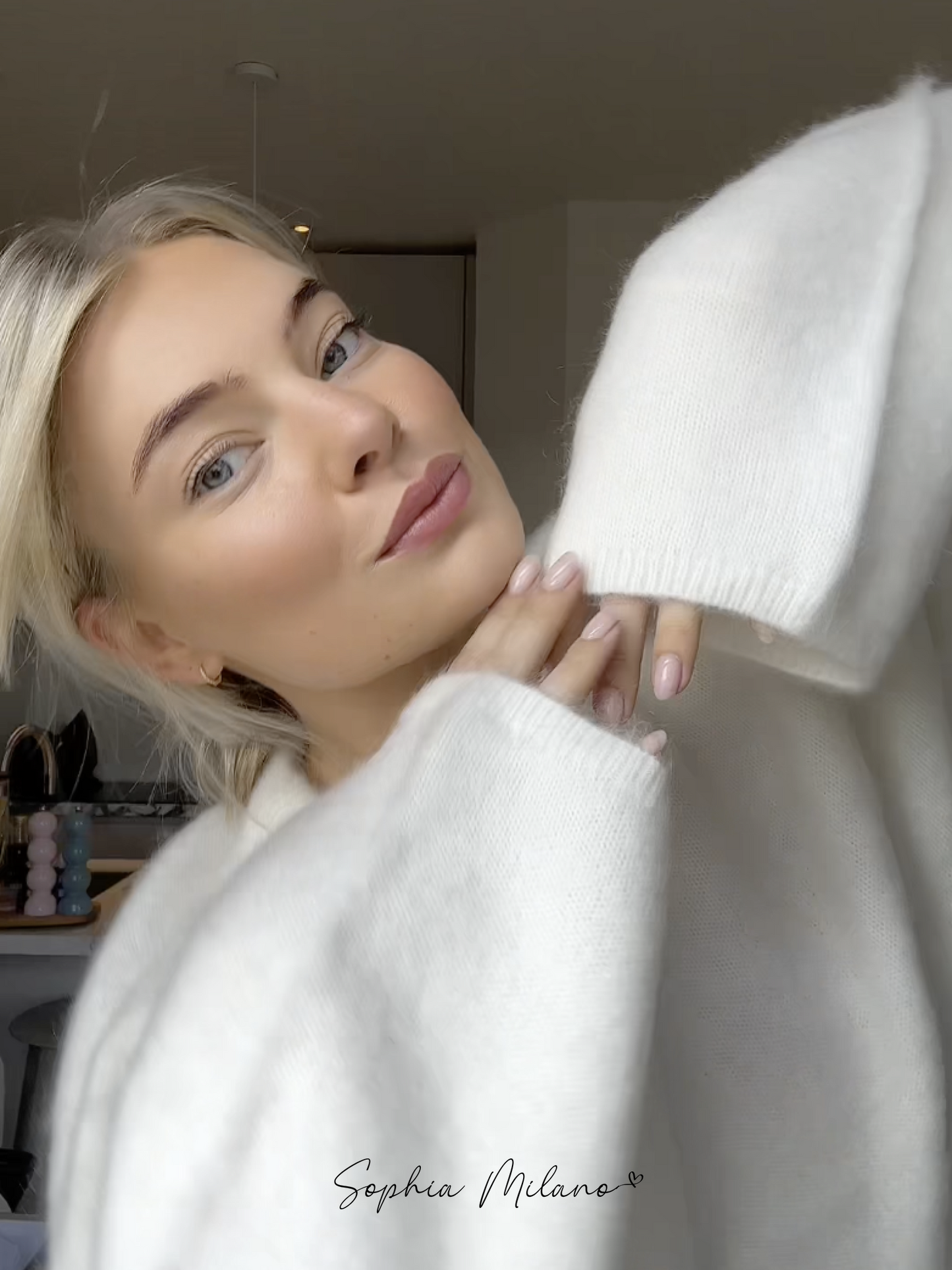 Florine-sweater med rund hals – Komfortabel og stilren strik til enhver lejlighed