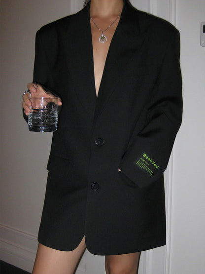 Abigail - Oversized klassisk blazer med lange ærmer og lommer