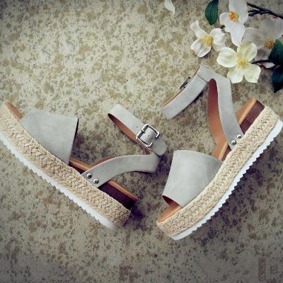 Johanna Espadrille Sandal – Komfortabel Sål og Stilfulde Stropper