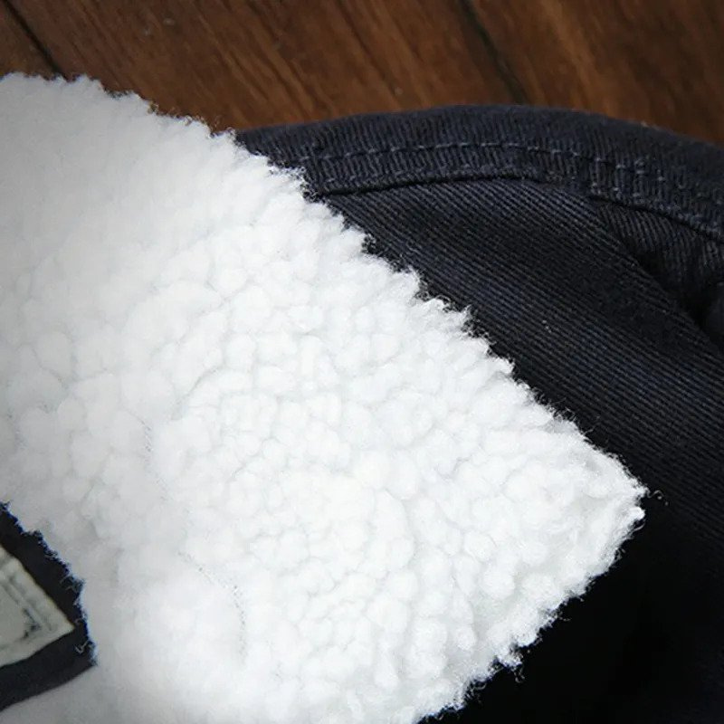 Renora Denim Jakke – Tidløs Stil og Komfort til Enhver Anledning